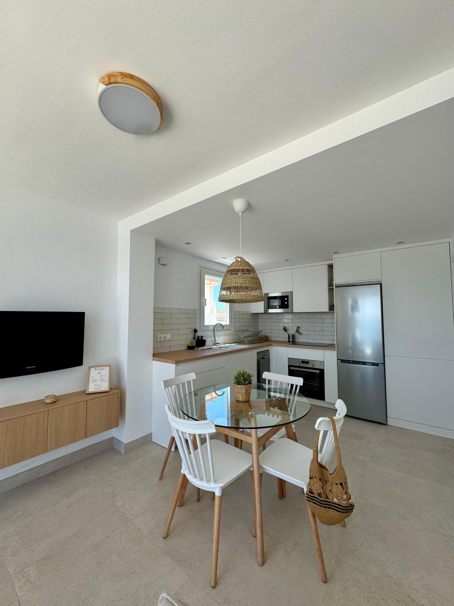 Sunnypalms - Beachfront Penthouse With Stunning Sea View Estepona Zewnętrze zdjęcie