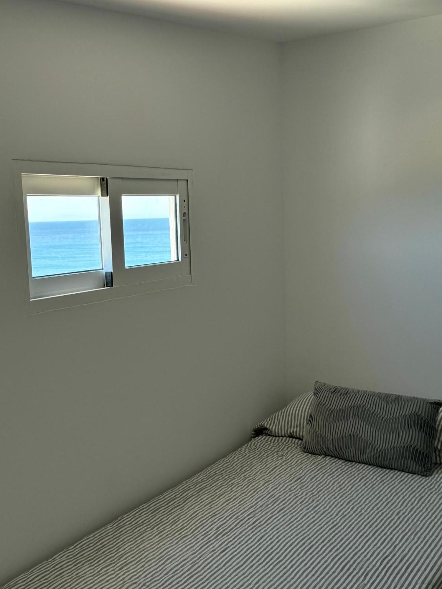 Sunnypalms - Beachfront Penthouse With Stunning Sea View Estepona Zewnętrze zdjęcie